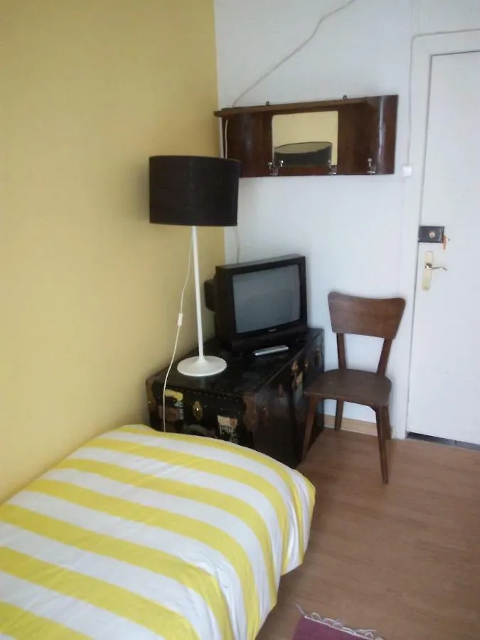 Edith Cavell10 Lisbon Guest House 0*,  Portugalia